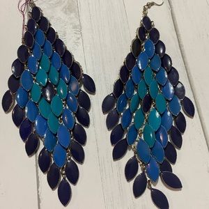 Cache vintage earrings